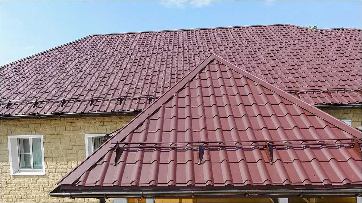 (укладывать, металлочерепицу, крышу) Как укладывать металлочерепицу на крышу