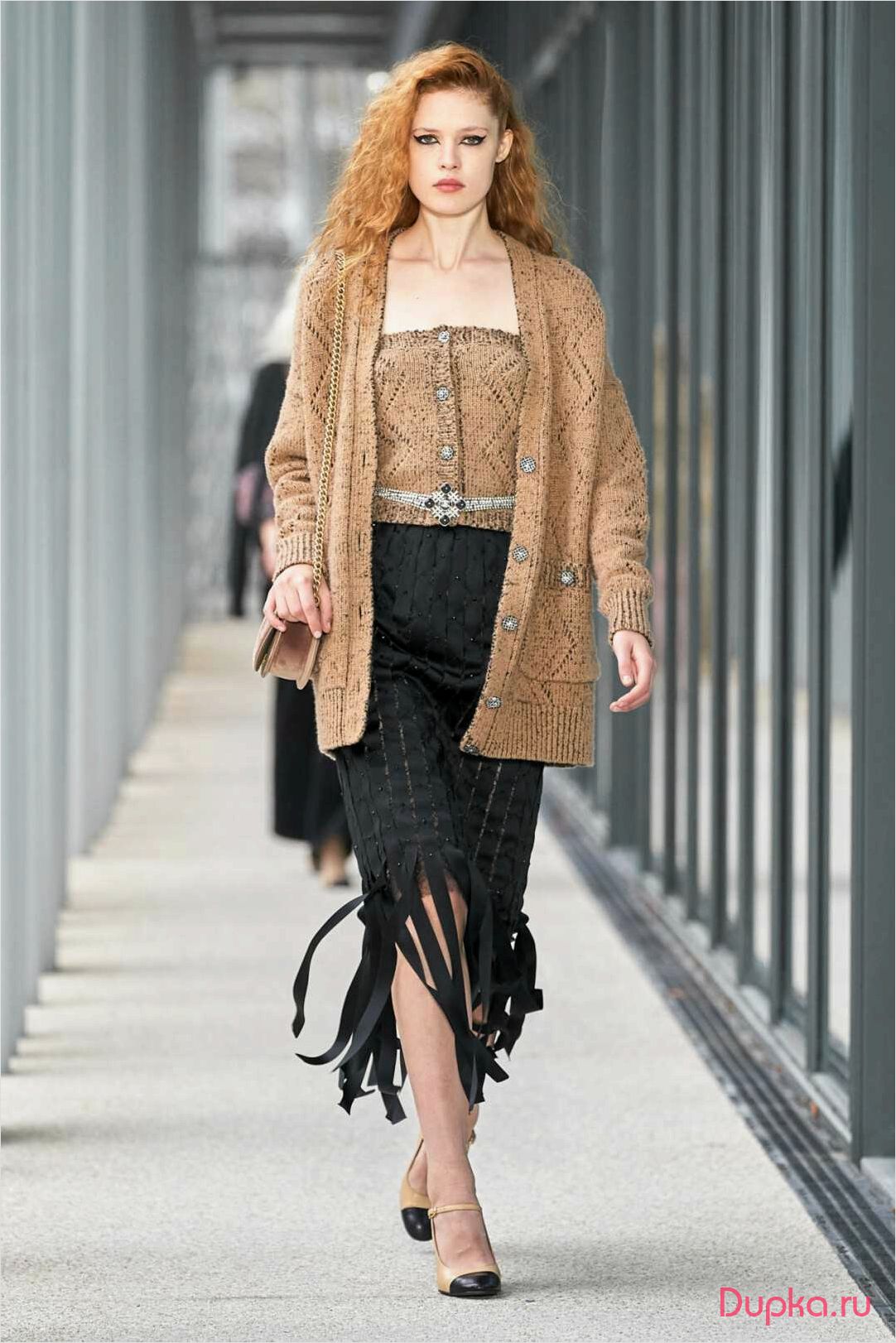 Новая коллекция Chanel Pre-Fall 2024: тренды и главные образы